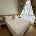 Comfy Stay Near Aman Central With Infinity Pool G Residence